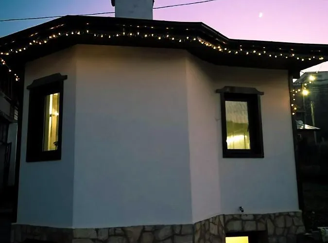 Ваканционна къща Къща за гости Romano